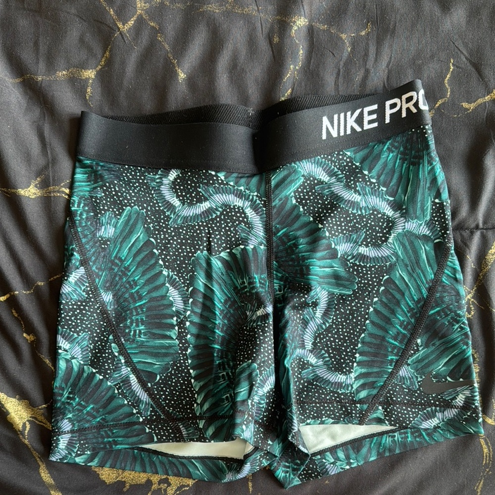 Nike Pro Black and Green Patterned Shorts